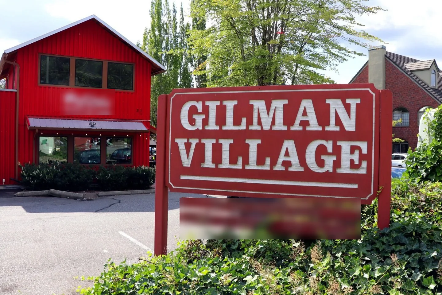 Commercial Roofing in Gilman, Issaquah, WA Commercial Roofing in Gilman, Issaquah, WA