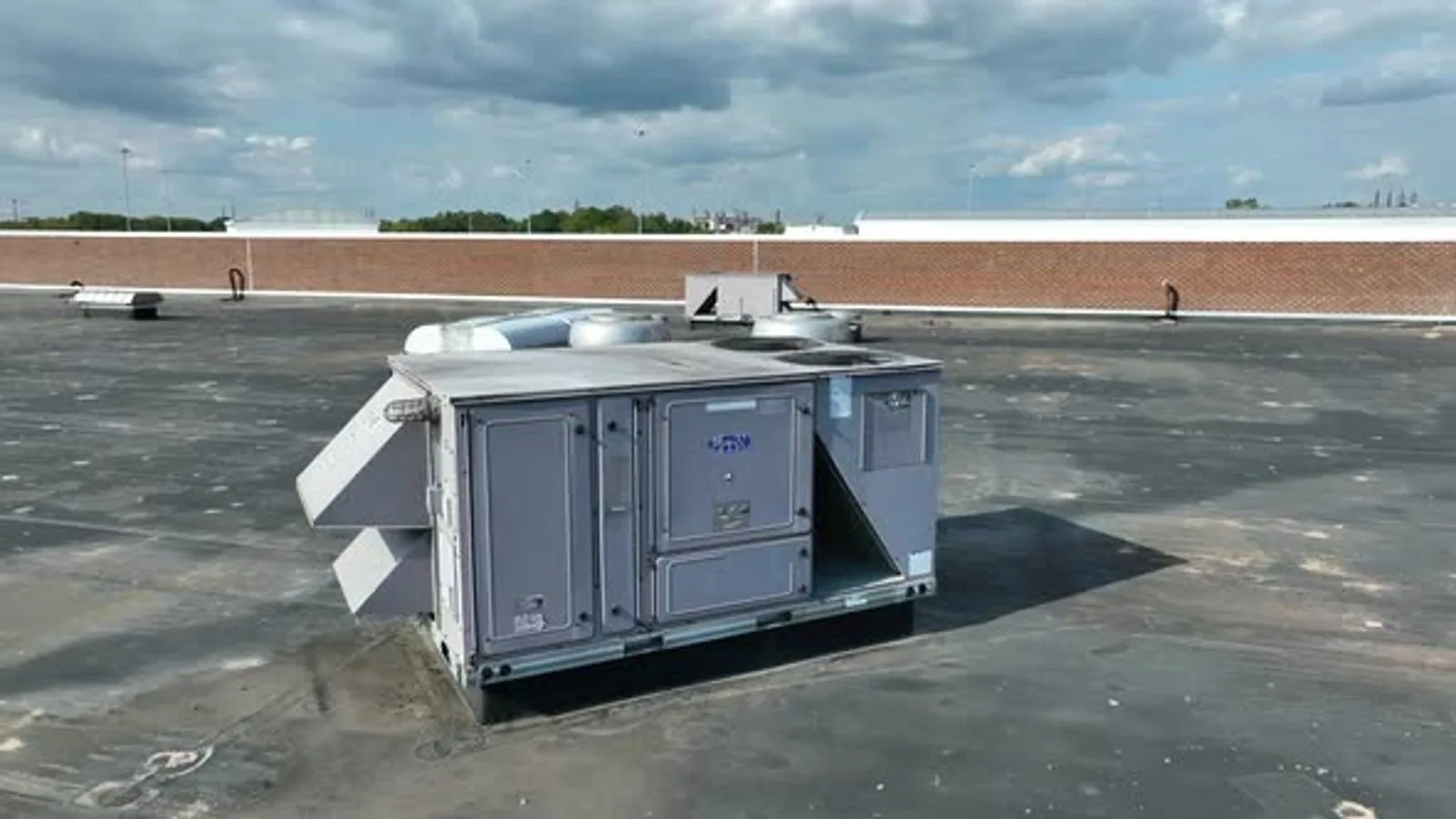 Commercial Rooftop Equipment Curbs and Supports in Bellevue, WA